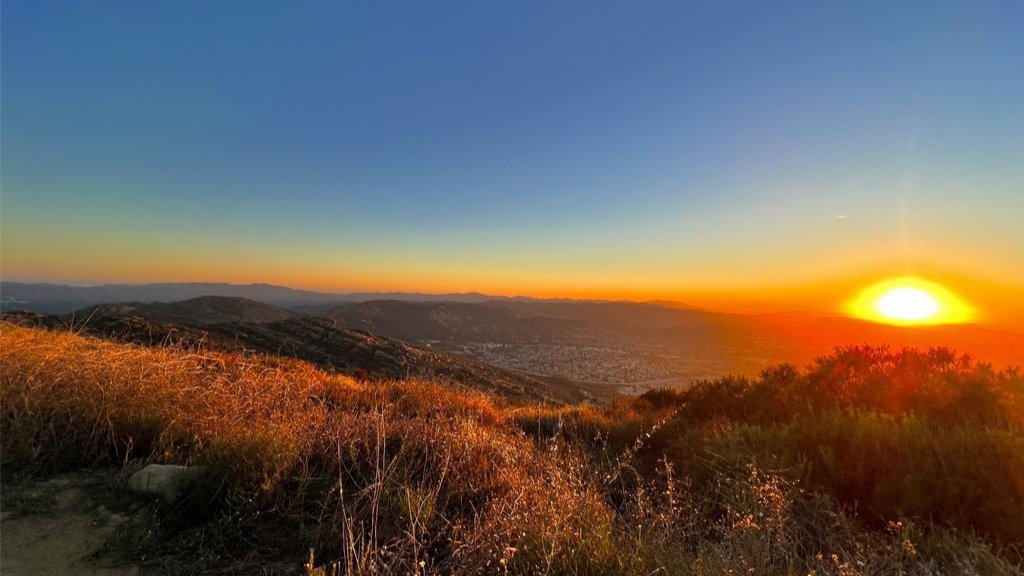 Sunday 4pm – Hike with a possible sunset on Rocky Peak Trail